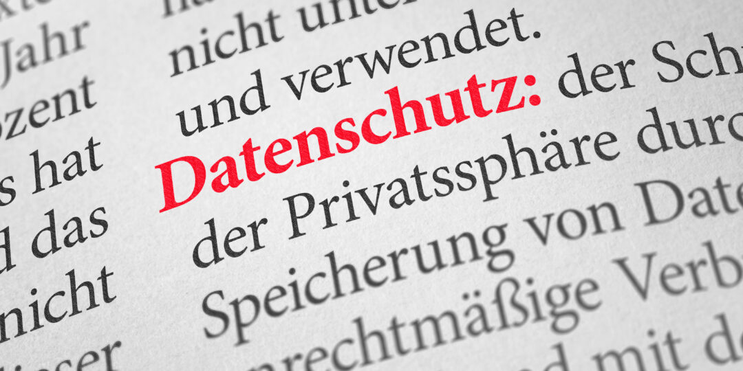 Wörterbuch mit dem Begriff Datenschutz