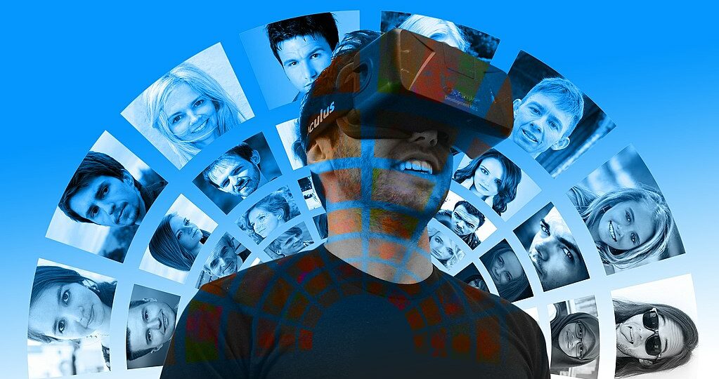 Ein Mann mit Videobrille schaut sich Bilder an.