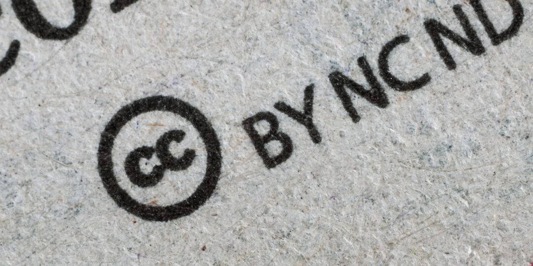 Die Kennzeichnung einer Creative Commons Lizenz. Bild: Umberto / unsplash